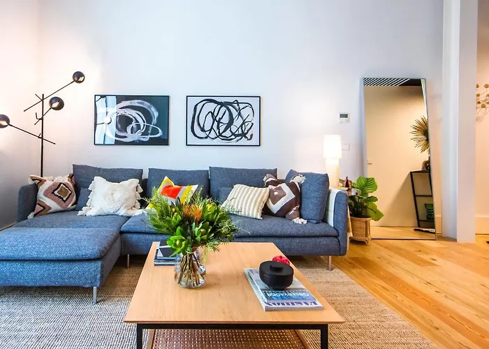 Brand New & Spacious 2Bdr Apartment By Lovelystay